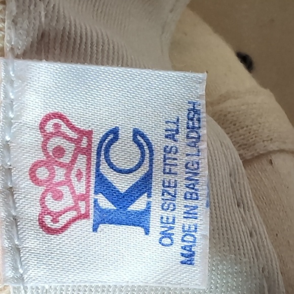 Vintage KC Farnam Men's Blue/Off-White Snapback Trucker Hat. - Picture 9 of 9